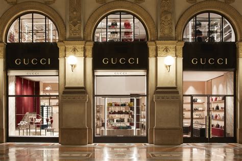 gucci show milan|gucci store in milan.